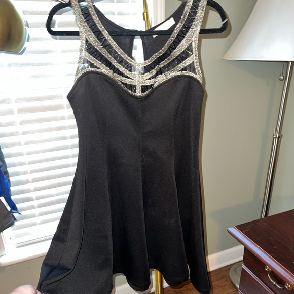 Black and Gold Dress - Picture 2 of 6